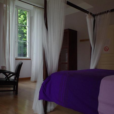 Maison D'Hotes Le Cadran Solaire Courcelles  Екстер'єр фото