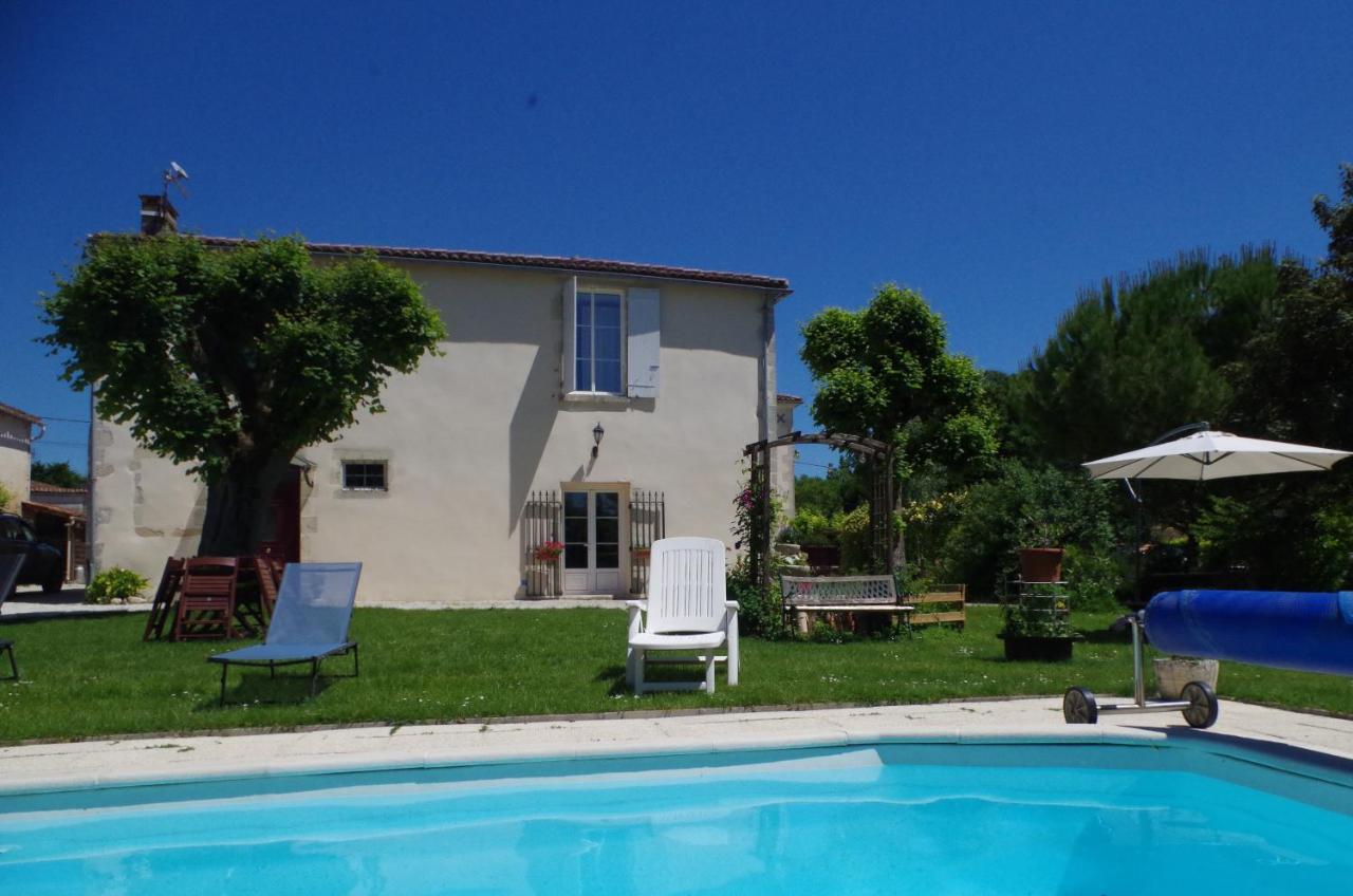 Maison D'Hotes Le Cadran Solaire Courcelles  Екстер'єр фото