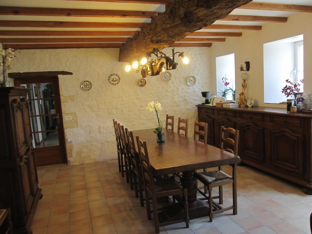 Maison D'Hotes Le Cadran Solaire Courcelles  Екстер'єр фото